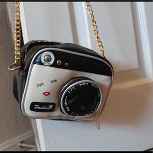 Cute Camera long strap purse.